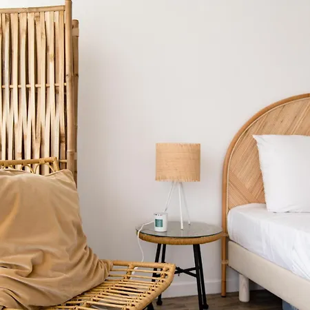 Апартаменты Acces Prive 4pers *